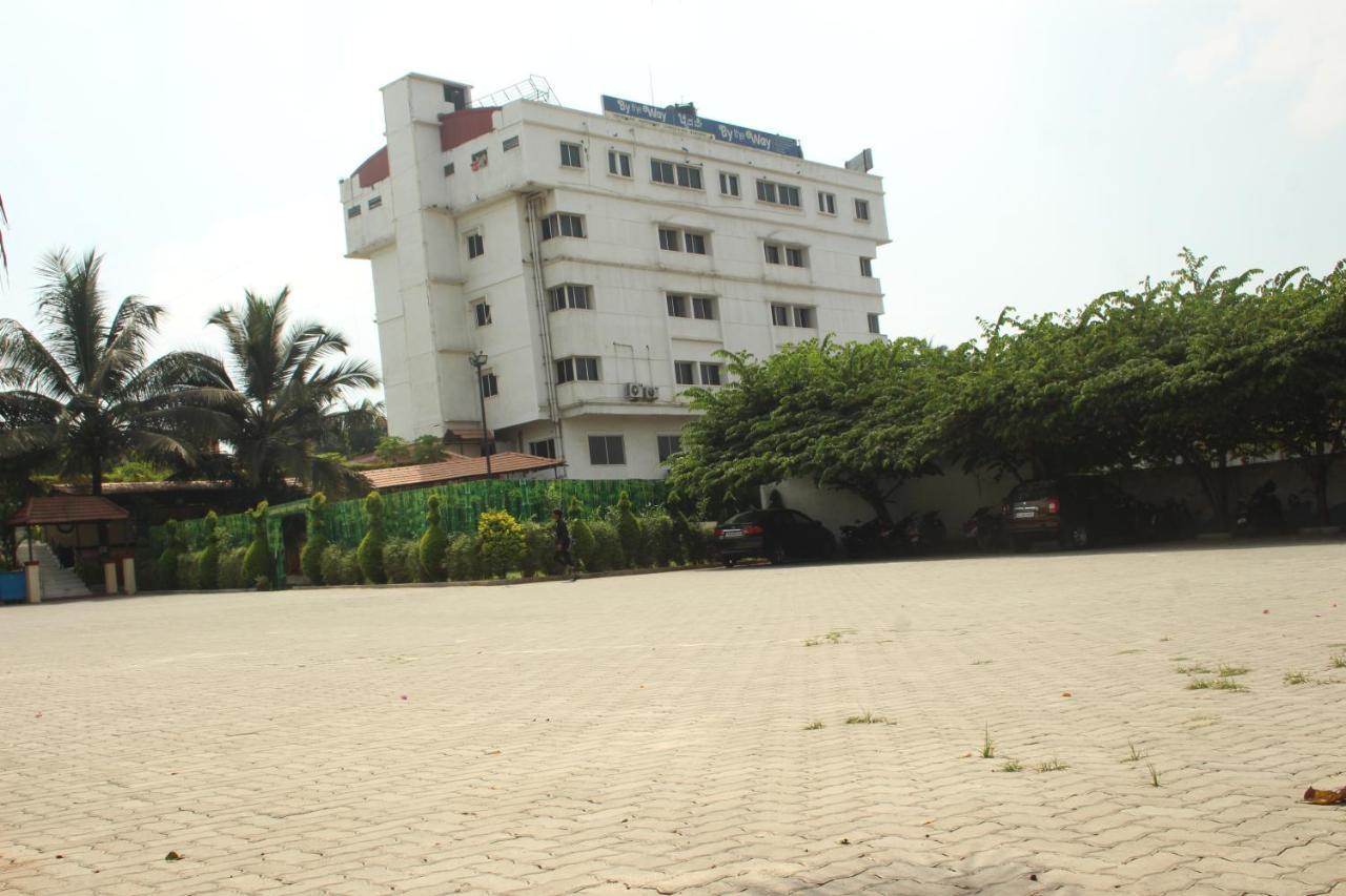 Hotel Stay By The Way Mysore Exterior photo